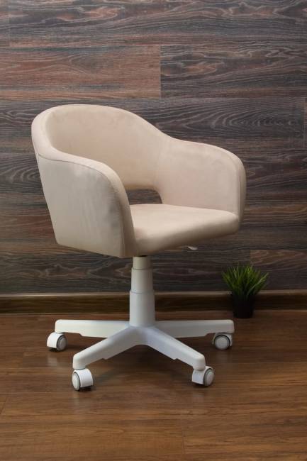 Кресло Бабби белый / бежевый Кресло Бабби белый / бежевый