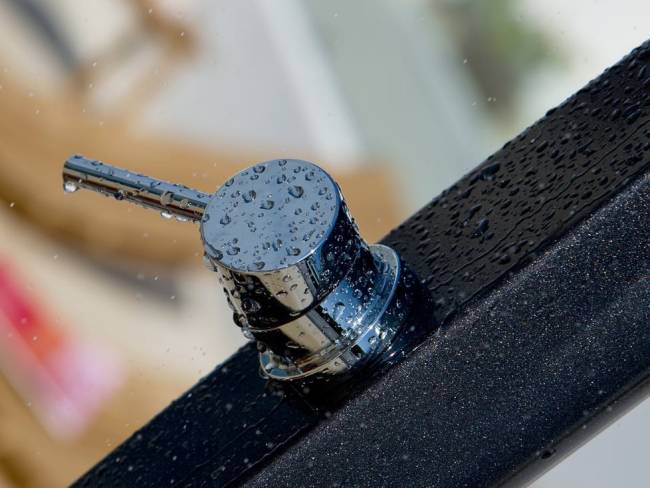 Душ солнечный Happy Five F 520 антрацит 220х240х2220 мм Душ солнечный Happy Five F 520 антрацит 220х240х2220 мм