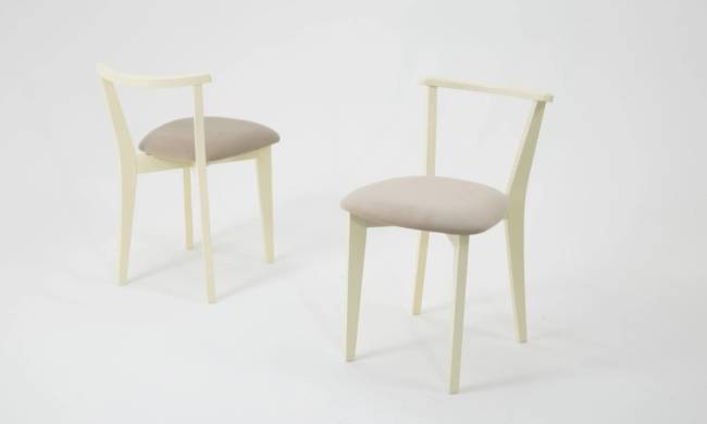 Стол Сканди К 90 слоновая кость/натур со стульями Франк слоновая кость велюр бежевый Стол Сканди К 90 слоновая кость/натур со стульями Франк слоновая кость велюр бежевый