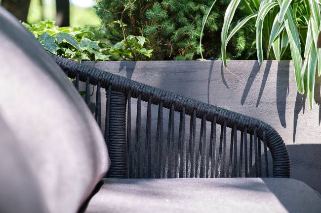 "Канны" диван 2-местный плетеный из роупа, каркас алюминий темно-серый (RAL7024) муар, роуп темно-серый круглый, ткань темно-серая 027 "Канны" диван 2-местный плетеный из роупа, каркас алюминий темно-серый (RAL7024) муар, роуп темно-серый круглый, ткань темно-серая 027